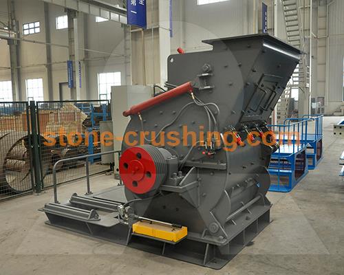 stone crusher in the hammer