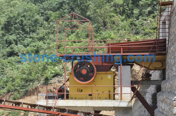 quartz crushing equipment
