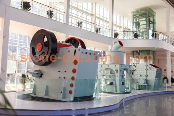different type of stone crusher